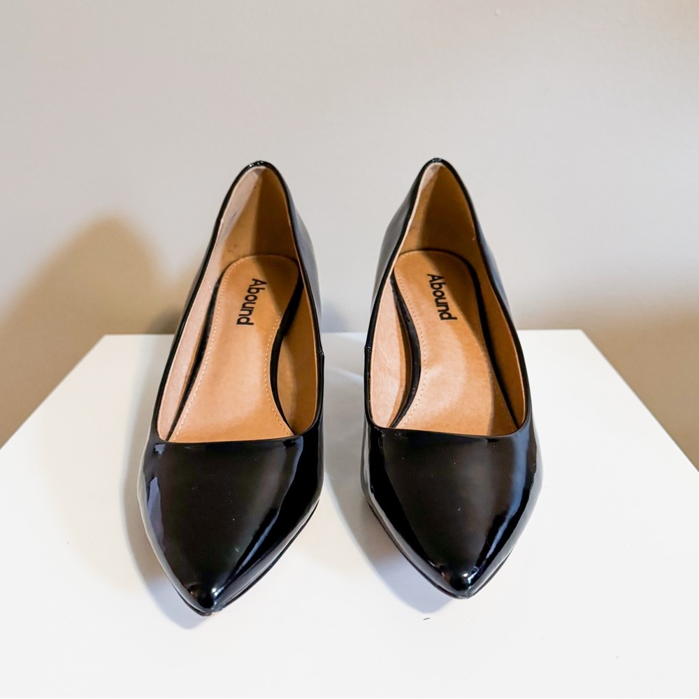 Abound Audry Black Patent Block Heel Pumps 7.5 Pointed Toe Office Siren